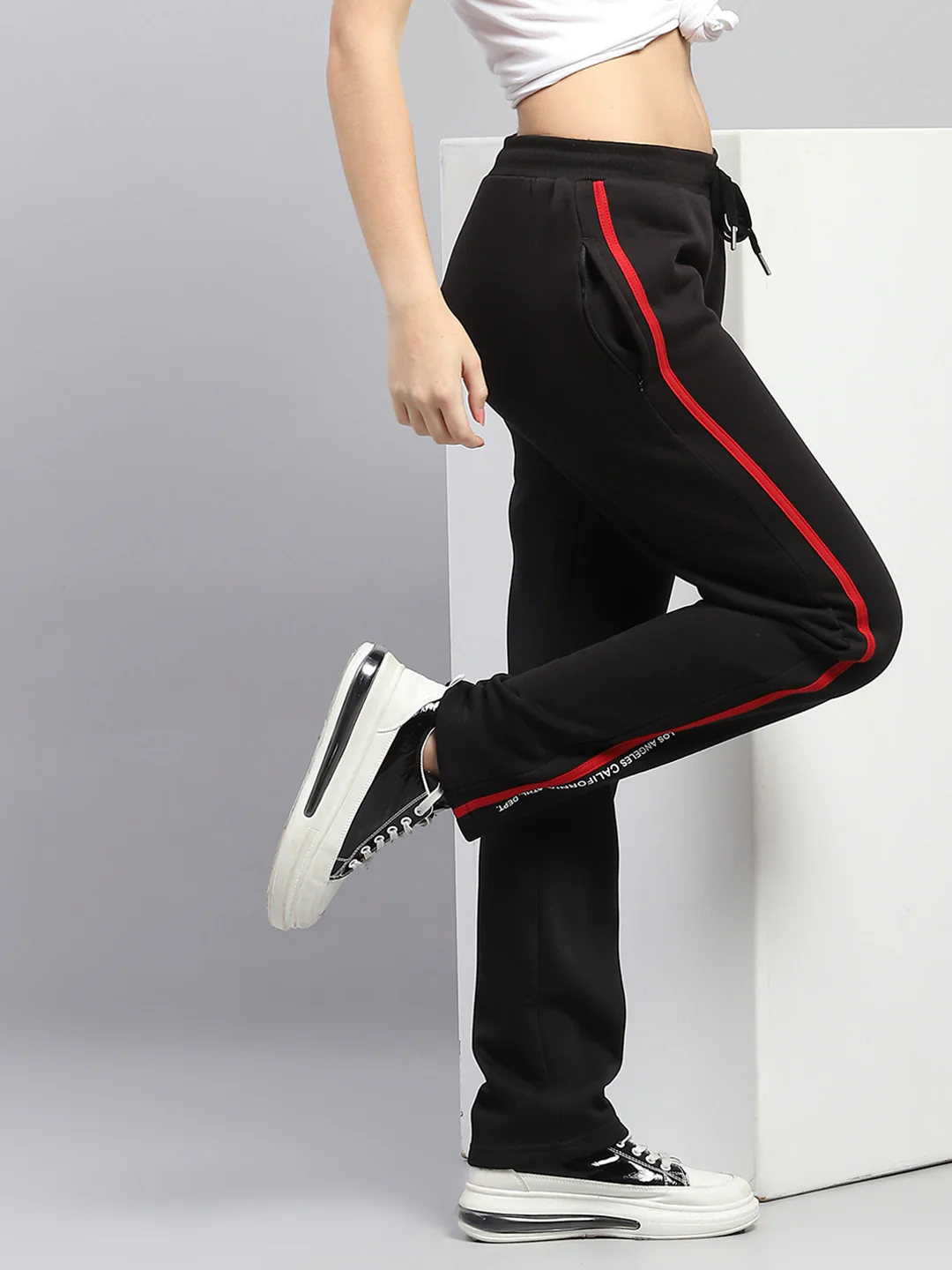 Women Black Solid Regular Fit Lower - Image 6