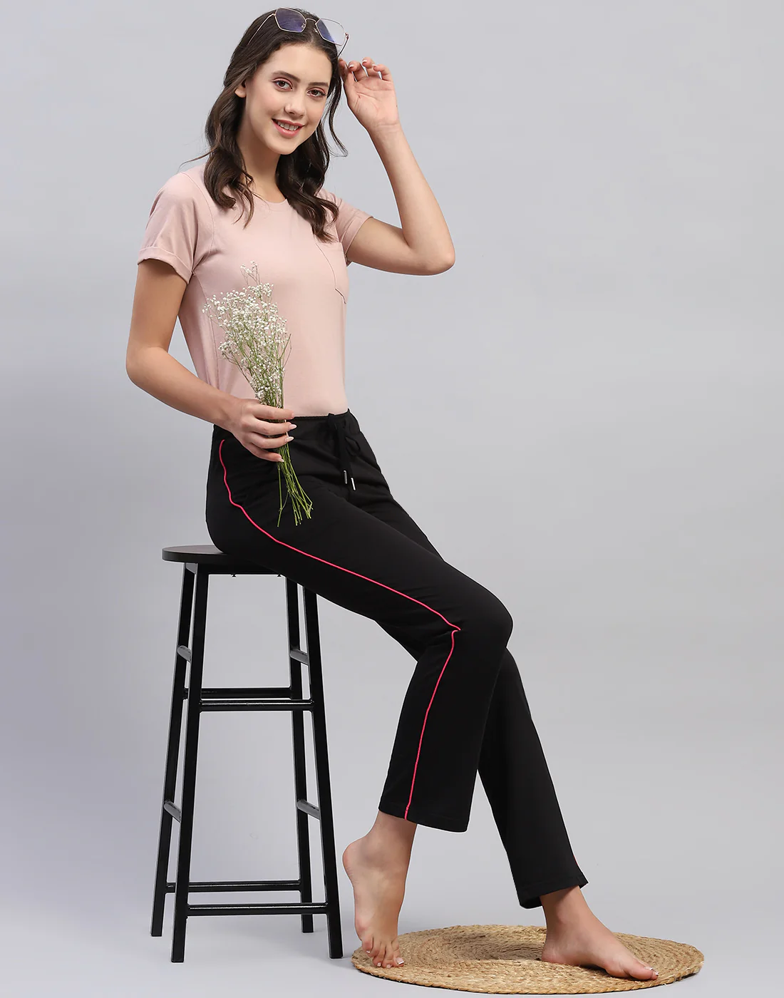 Women Black Solid Regular Fit Lower - Image 2