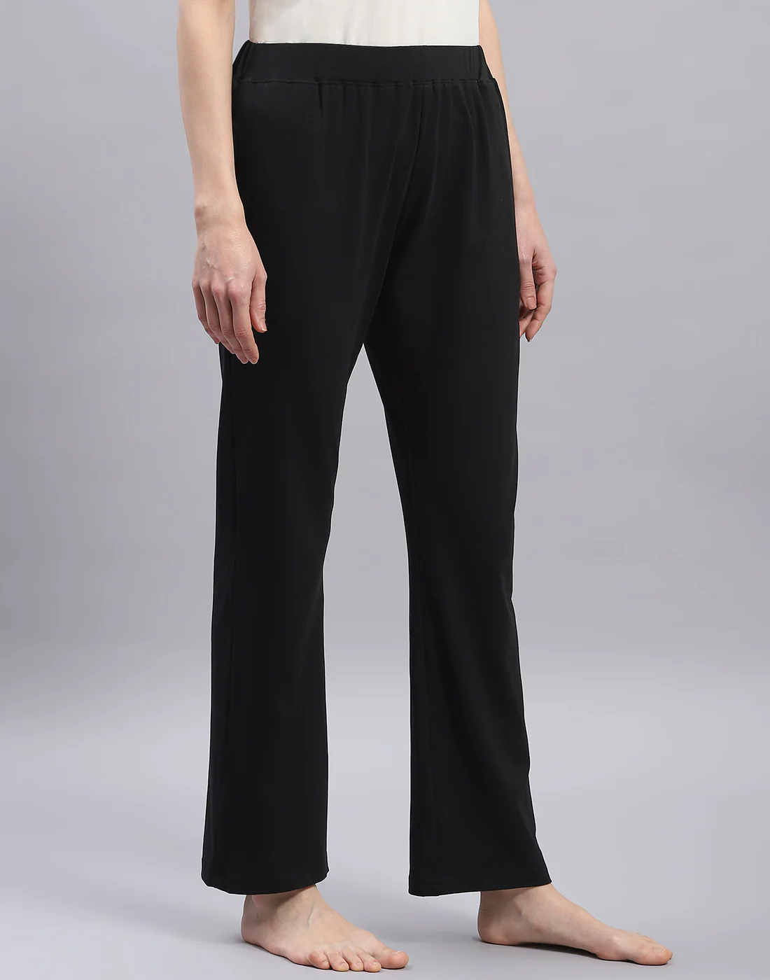 Women Black Solid Regular Fit Lower - Image 4
