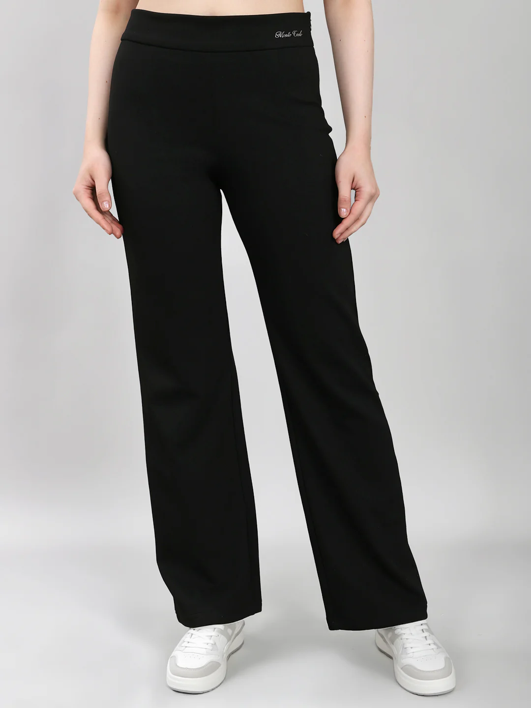 Women Black Solid Regular Fit Lower