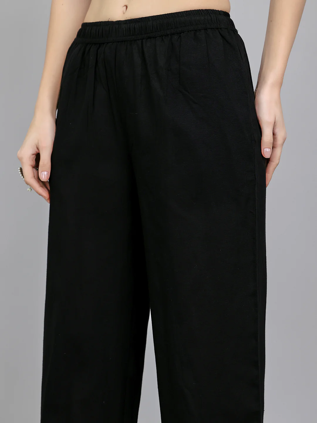 Women Black Solid Regular Fit Palazzo - Image 5