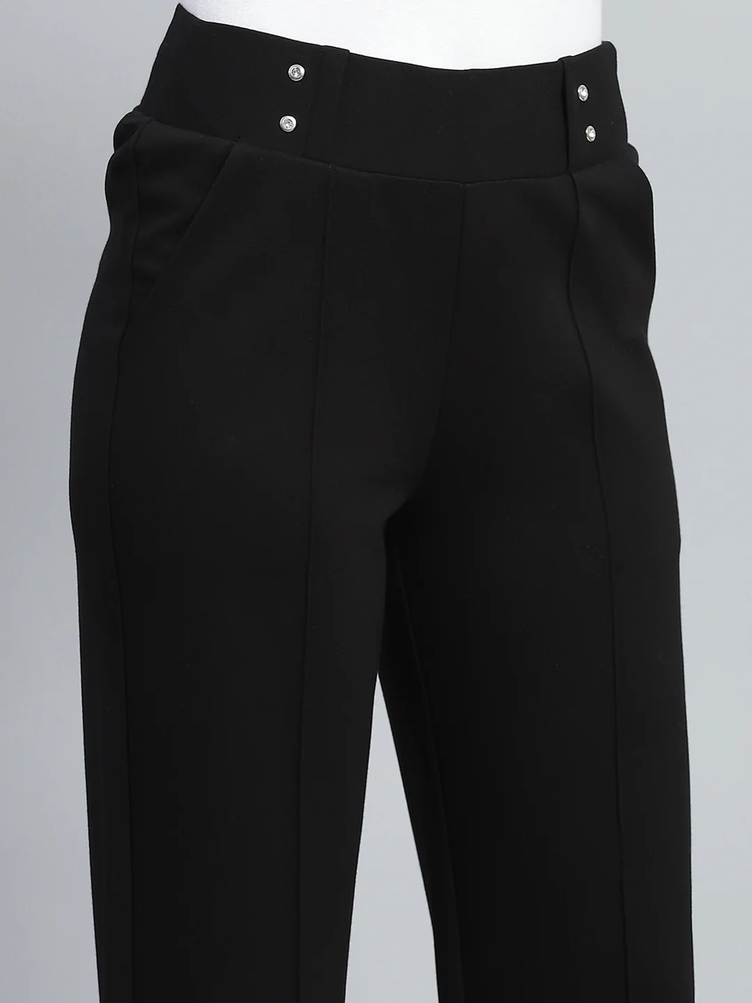 Women Black Solid Regular Fit Trouser - Image 6