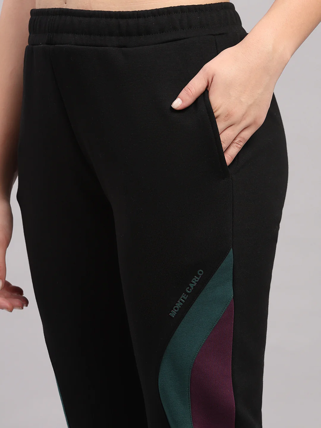 Women Black Solid Regular Fit Winter Lower - Image 6
