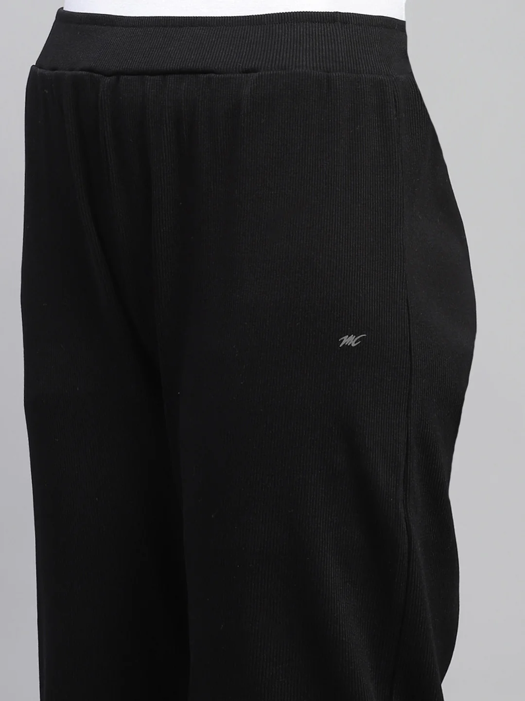 Women Black Solid Regular Fit Winter Lower - Image 6