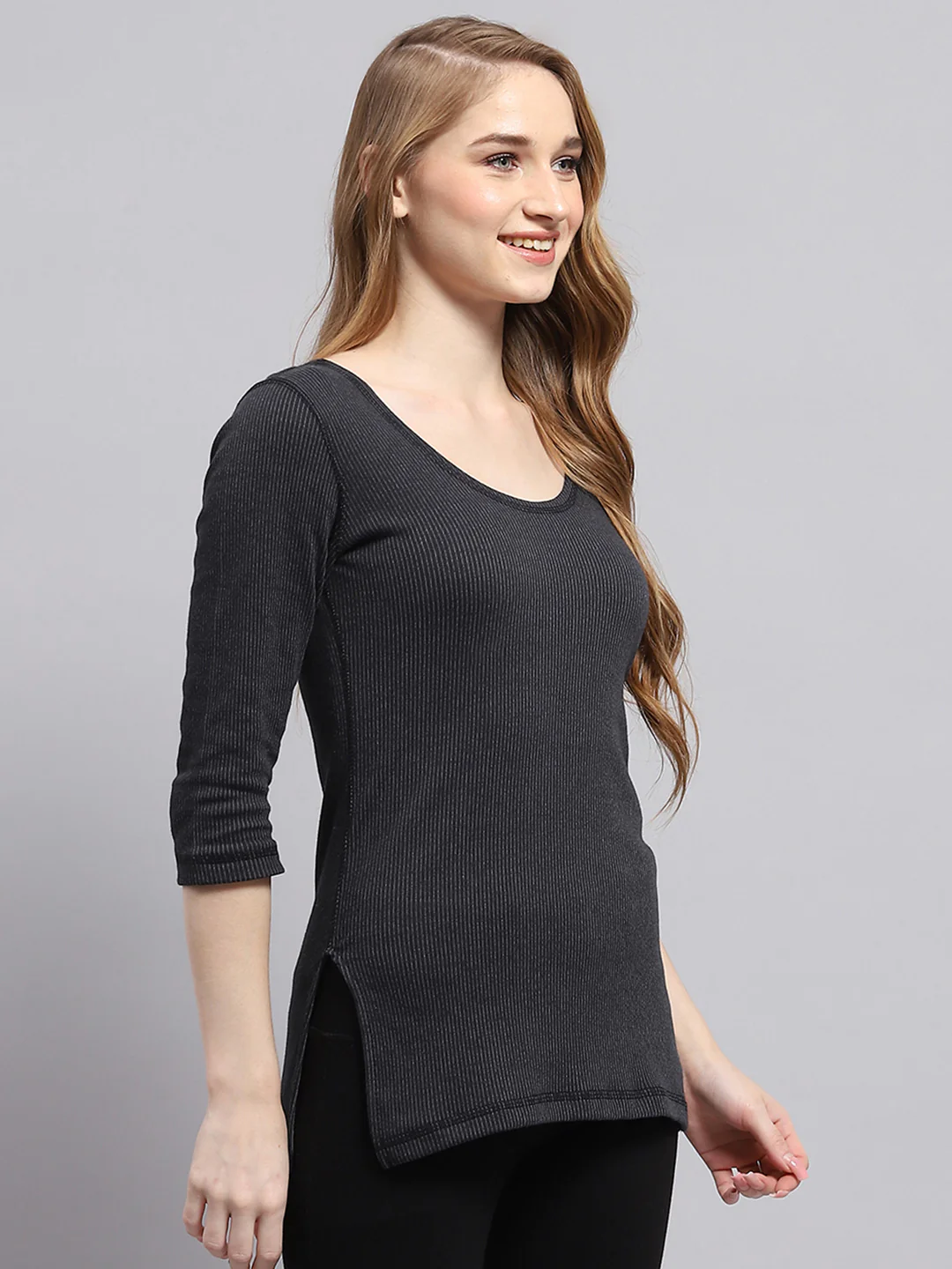 Women Black Solid Round Neck 3/4th Sleeve Thermal Vest - Image 4