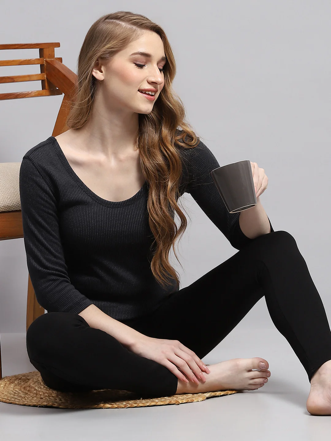 Women Black Solid Round Neck 3/4th Sleeve Thermal Vest - Image 6