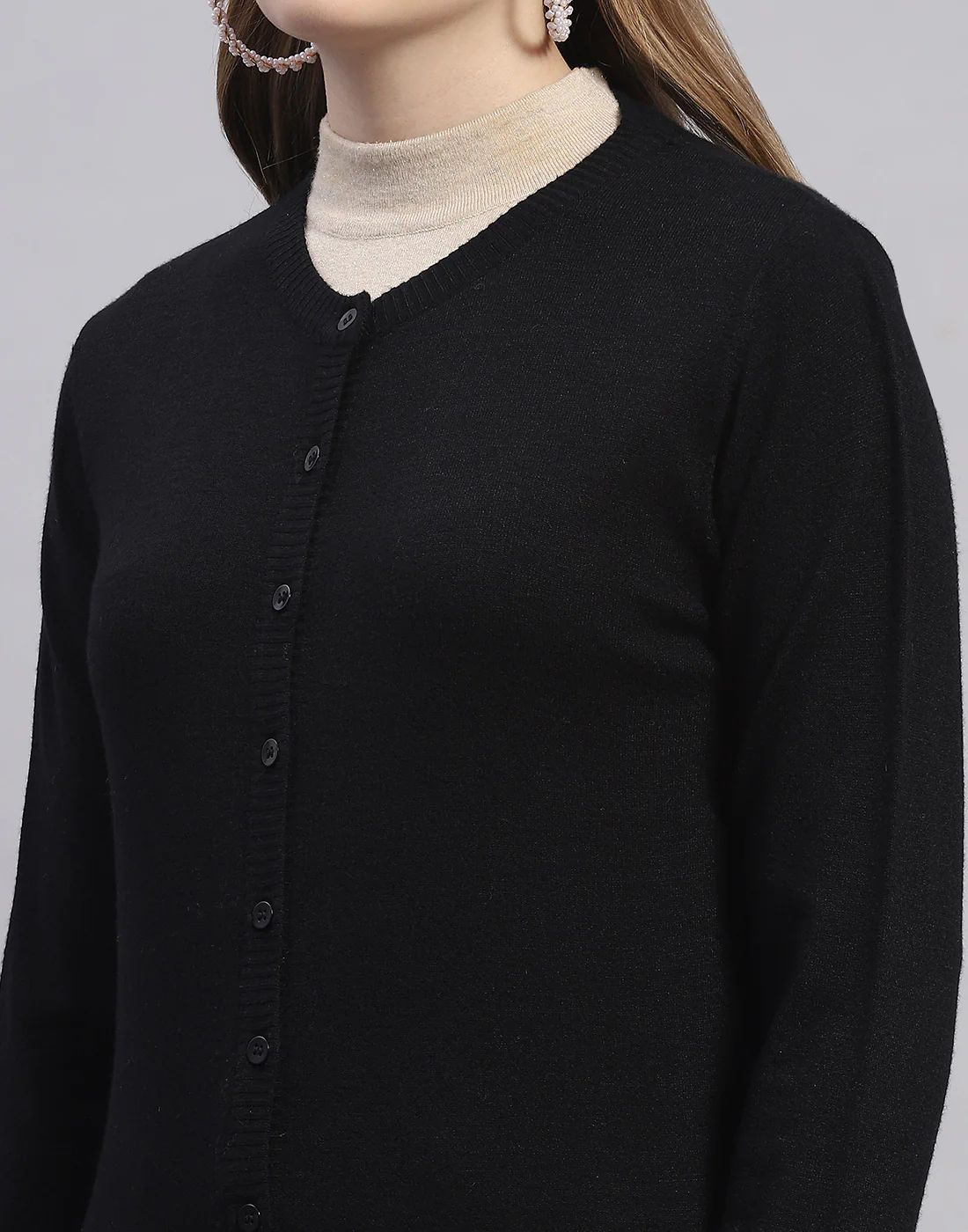 Women Black Solid Round Neck Full Sleeve Cardigan - Image 7