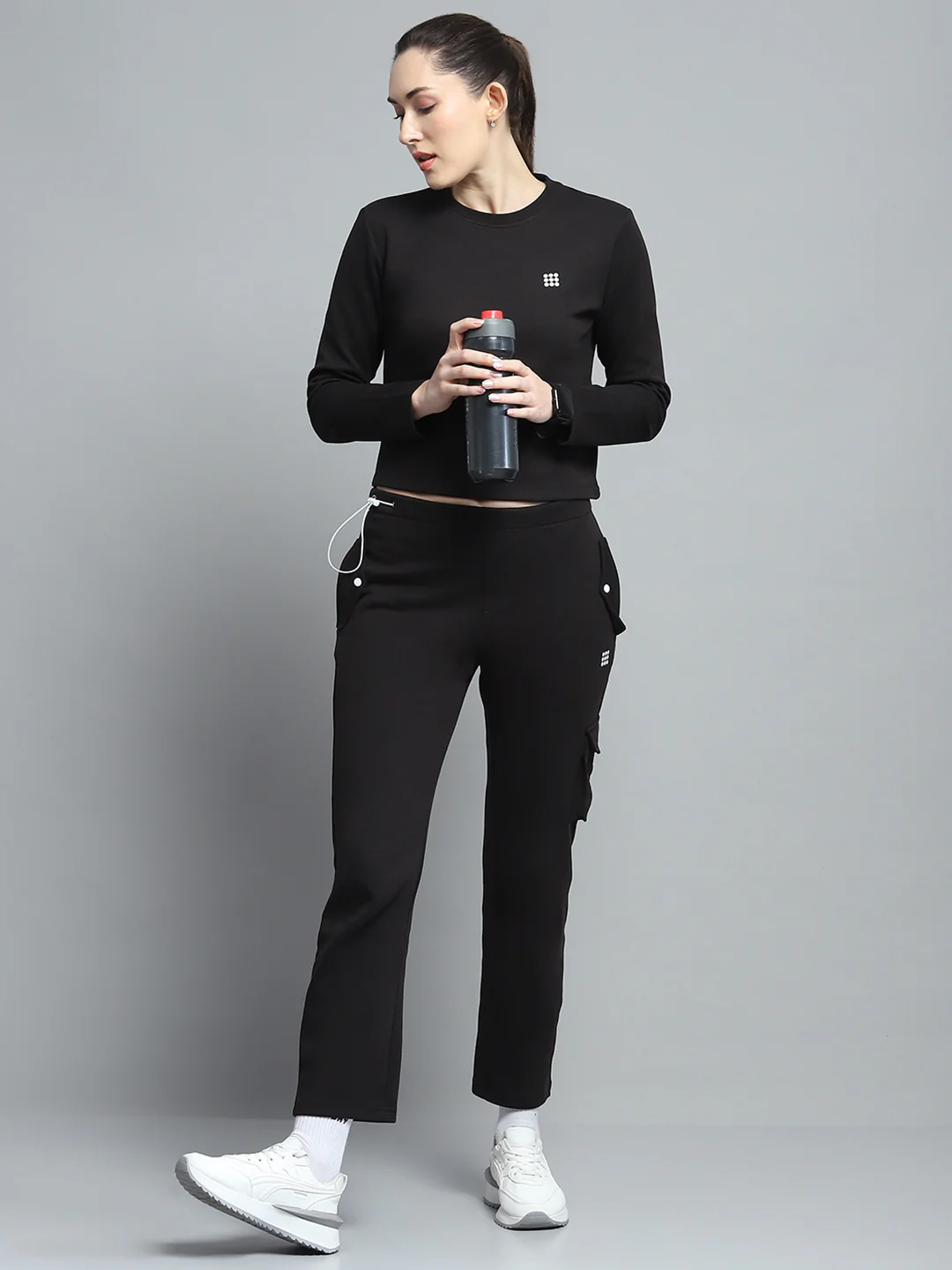Rock.it Women Black Solid Round Neck Full Sleeve Tracksuit - Image 2
