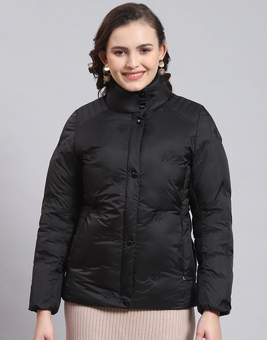 Women Black Solid Stand Collar Full Sleeve Jacket - Image 3