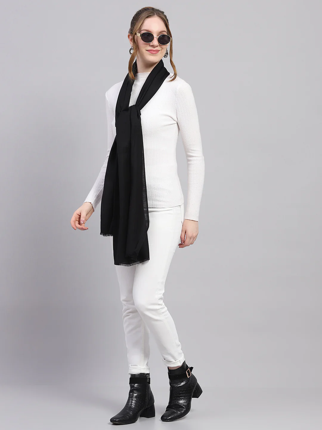 Women Black Solid Stole - Image 2