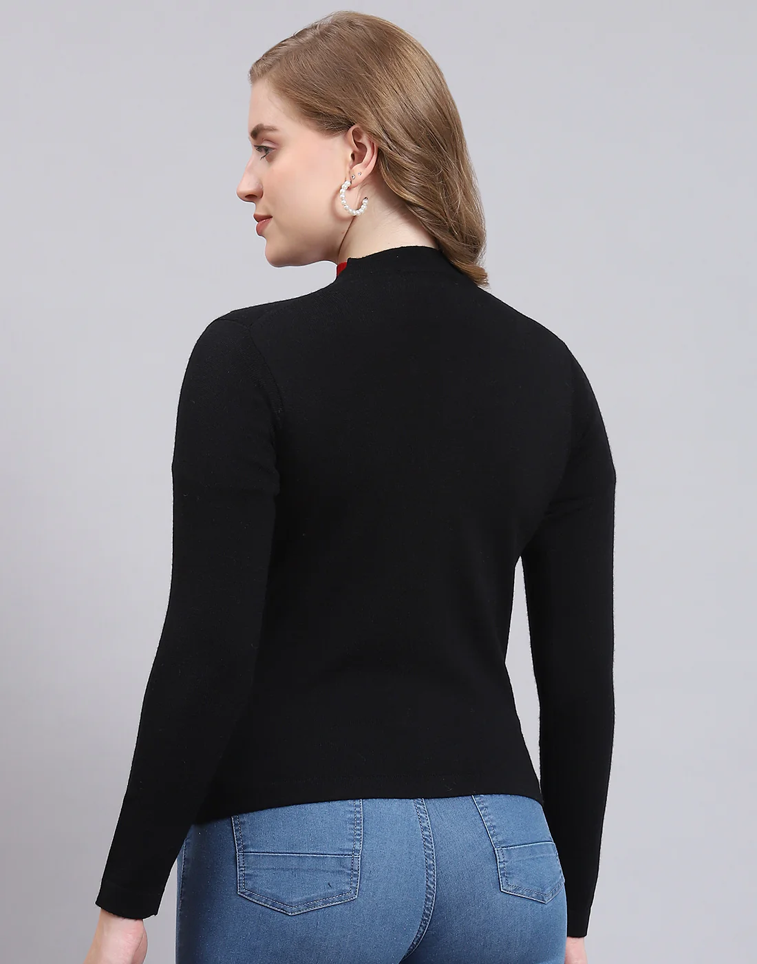 Women Black Solid V Neck Full Sleeve Cardigan - Image 6