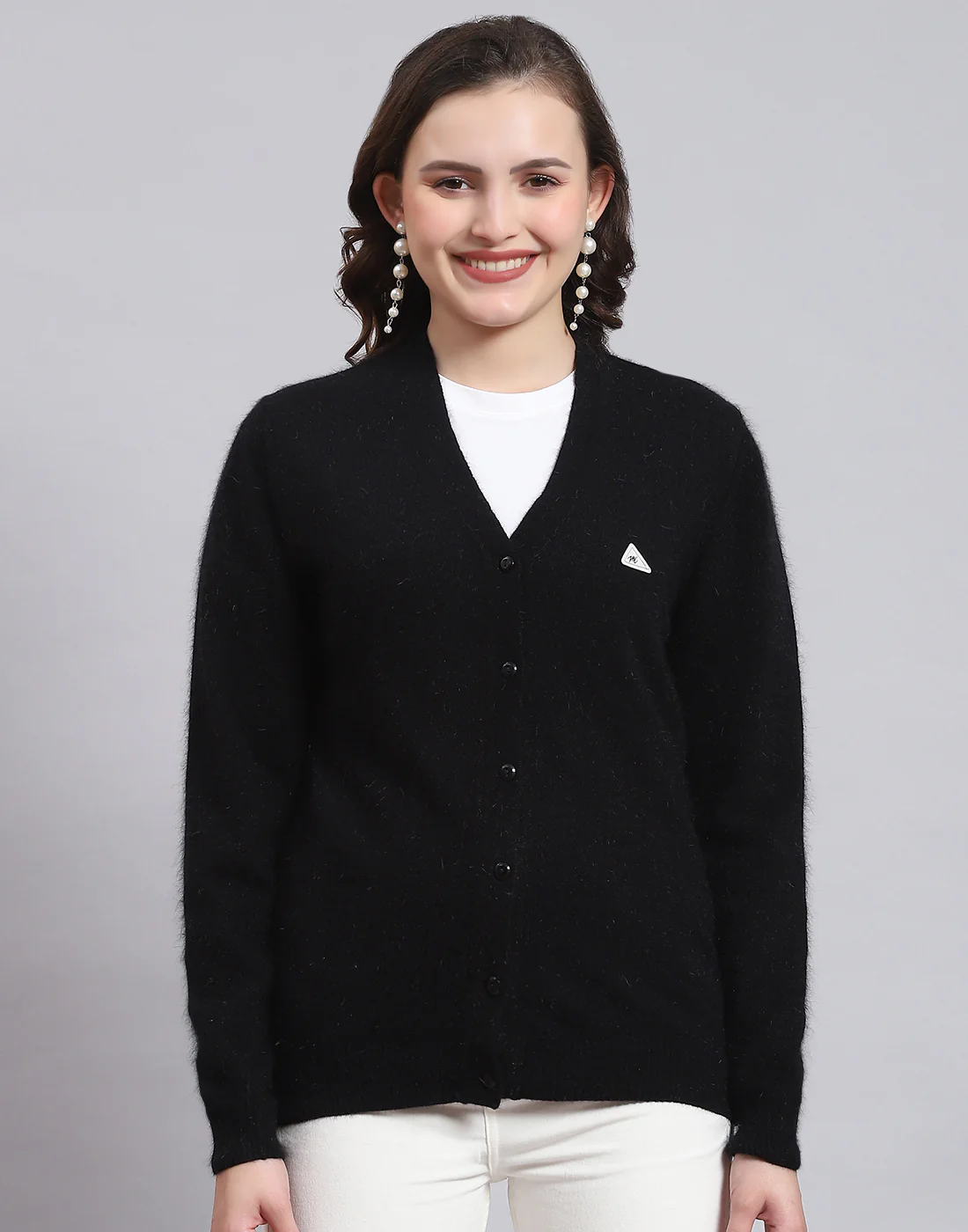 Women Black Solid V Neck Full Sleeve Cardigan - Image 3
