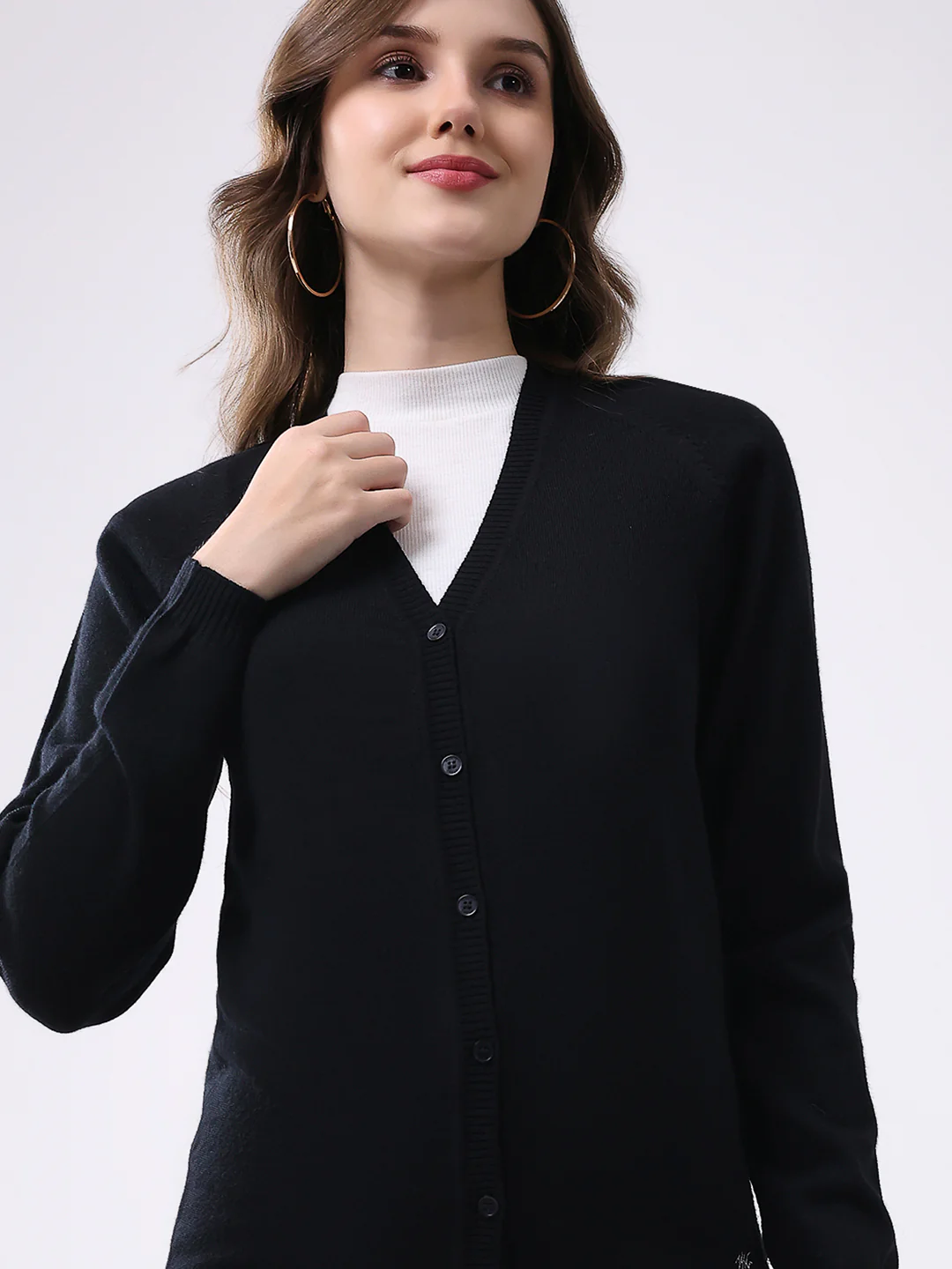 Women Black Solid V Neck Full Sleeve Cardigan - Image 6