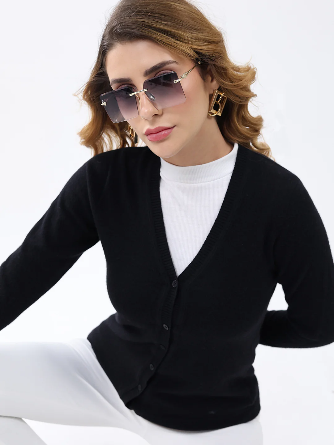 Women Black Solid V Neck Full Sleeve Cardigan - Image 6