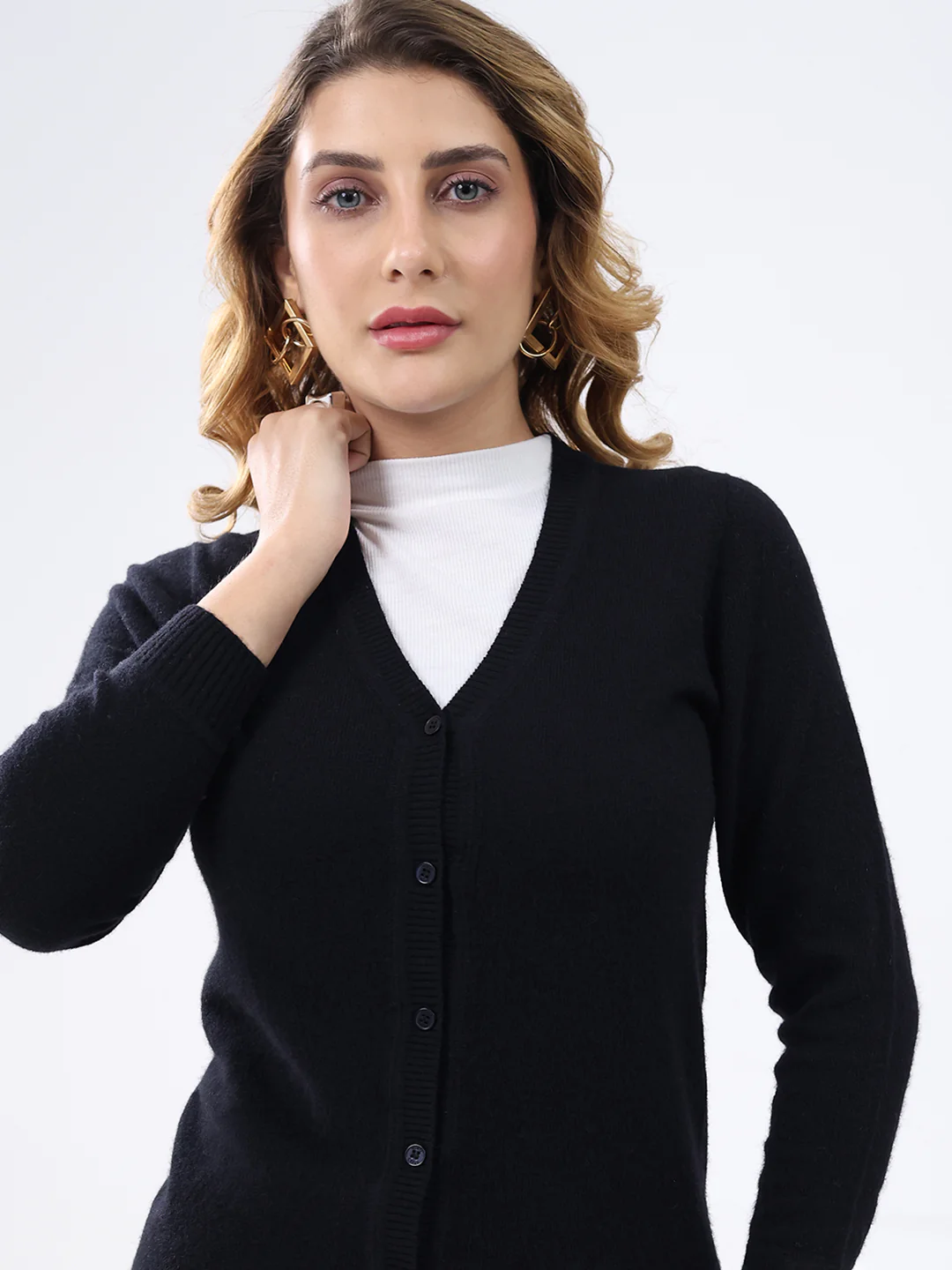 Women Black Solid V Neck Full Sleeve Cardigan - Image 7