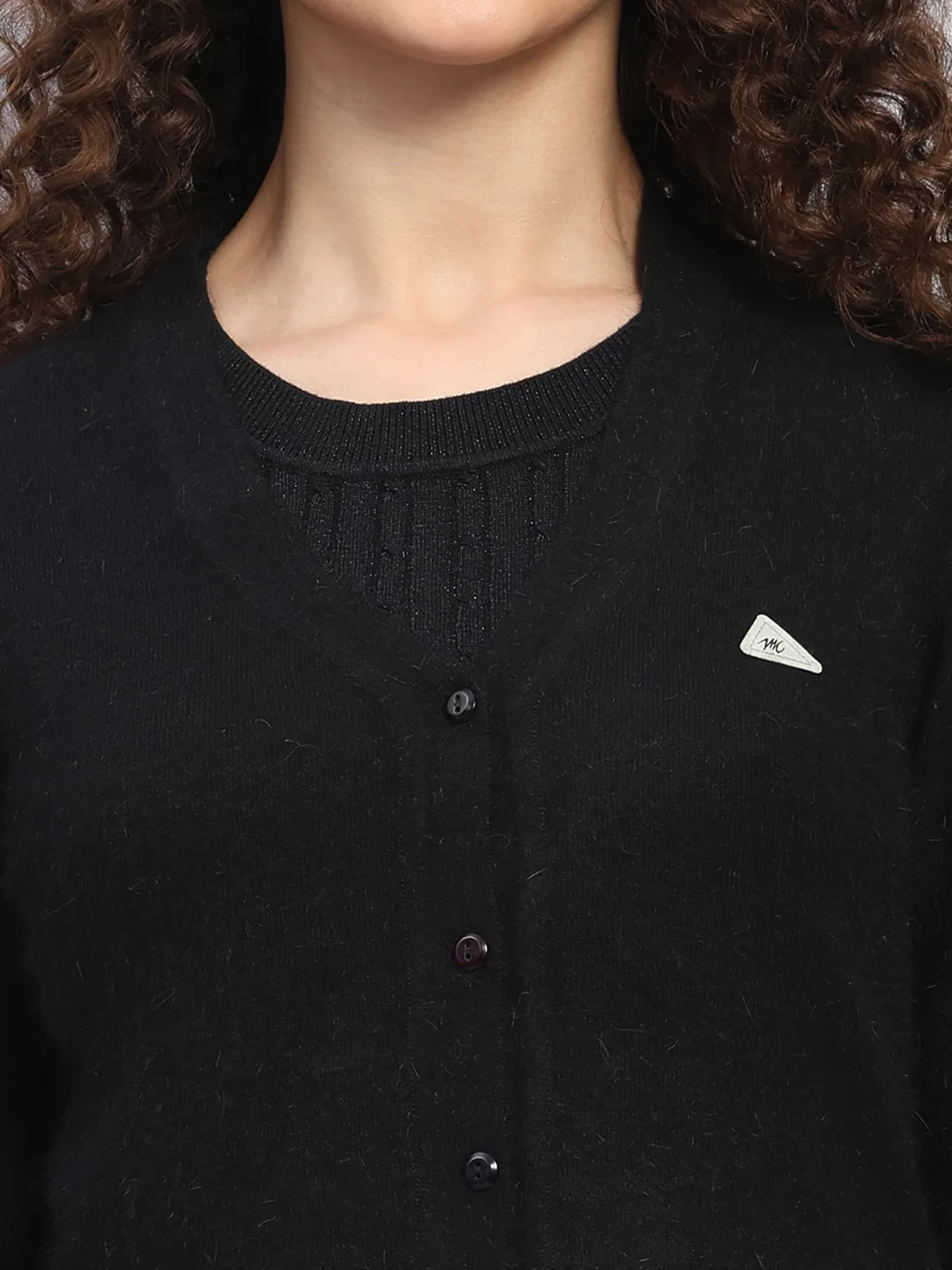 Women Black Solid V Neck Full Sleeve Cardigan - Image 7