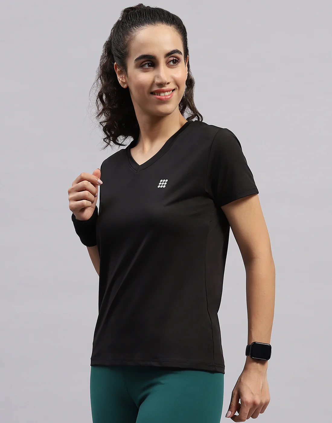 Rock.it Women Black Solid V Neck Half Sleeve Top - Image 3