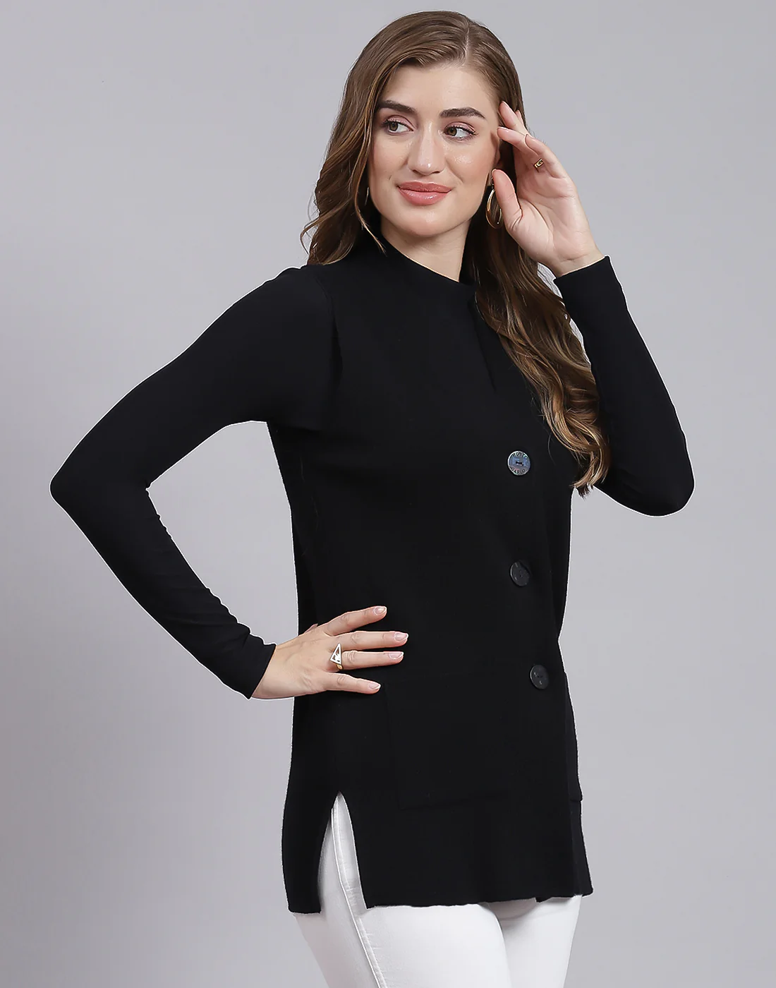 Women Black Solid V Neck Sleeveless Cardigan - Image 4