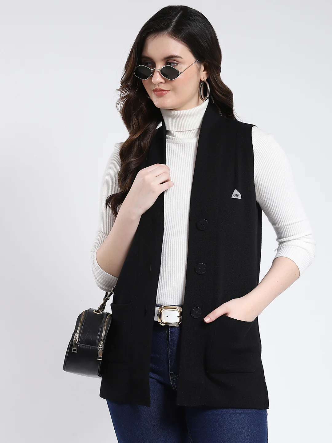 Women Black Solid V Neck Sleeveless Cardigan - Image 6