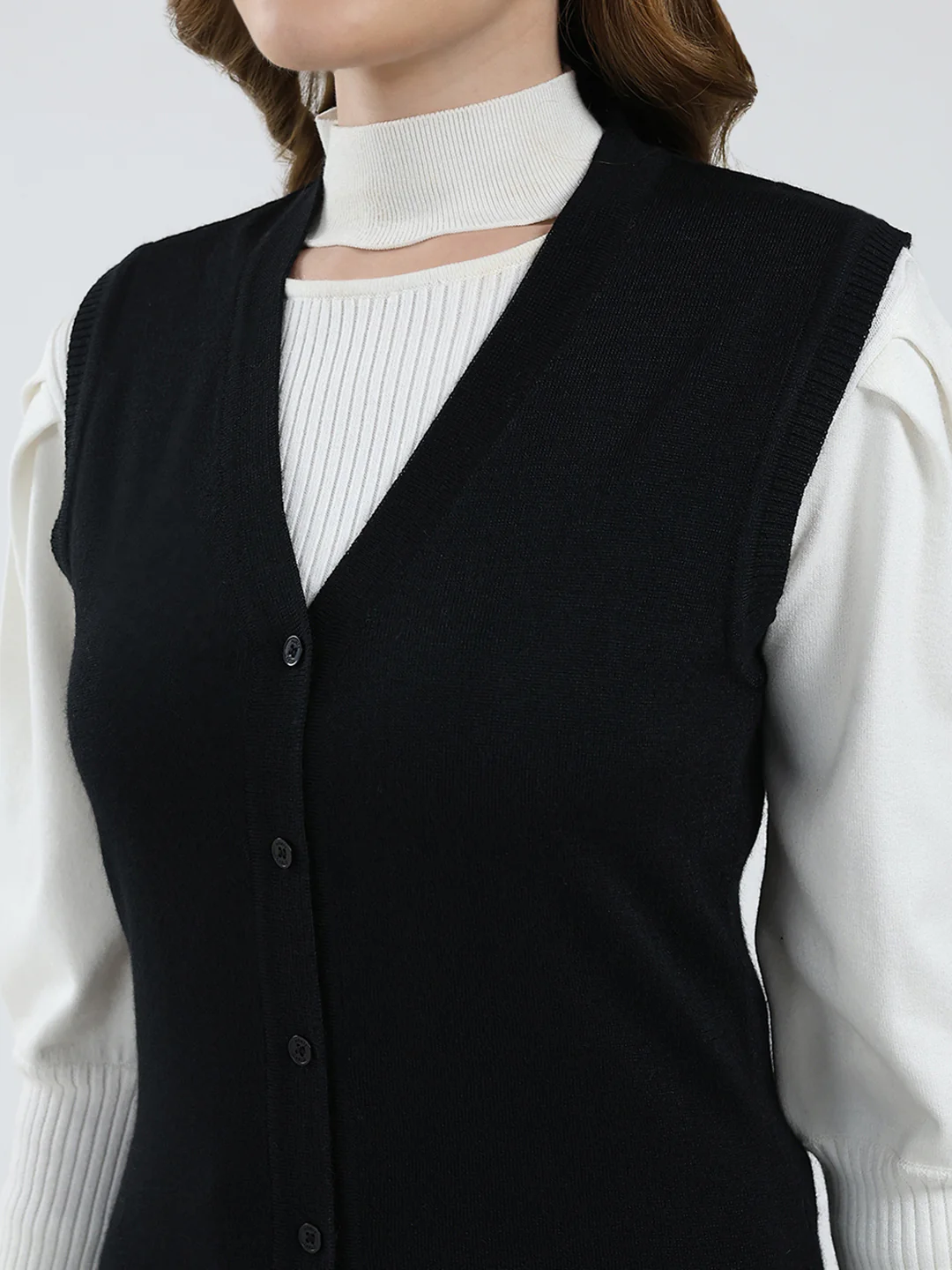 Women Black Solid V Neck Sleeveless Cardigan - Image 6