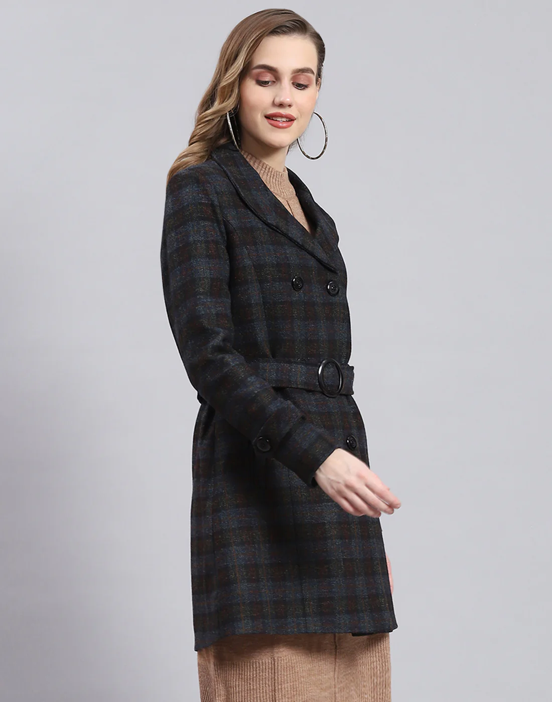 Women Blue Check Collar Full Sleeve Coat - Image 4