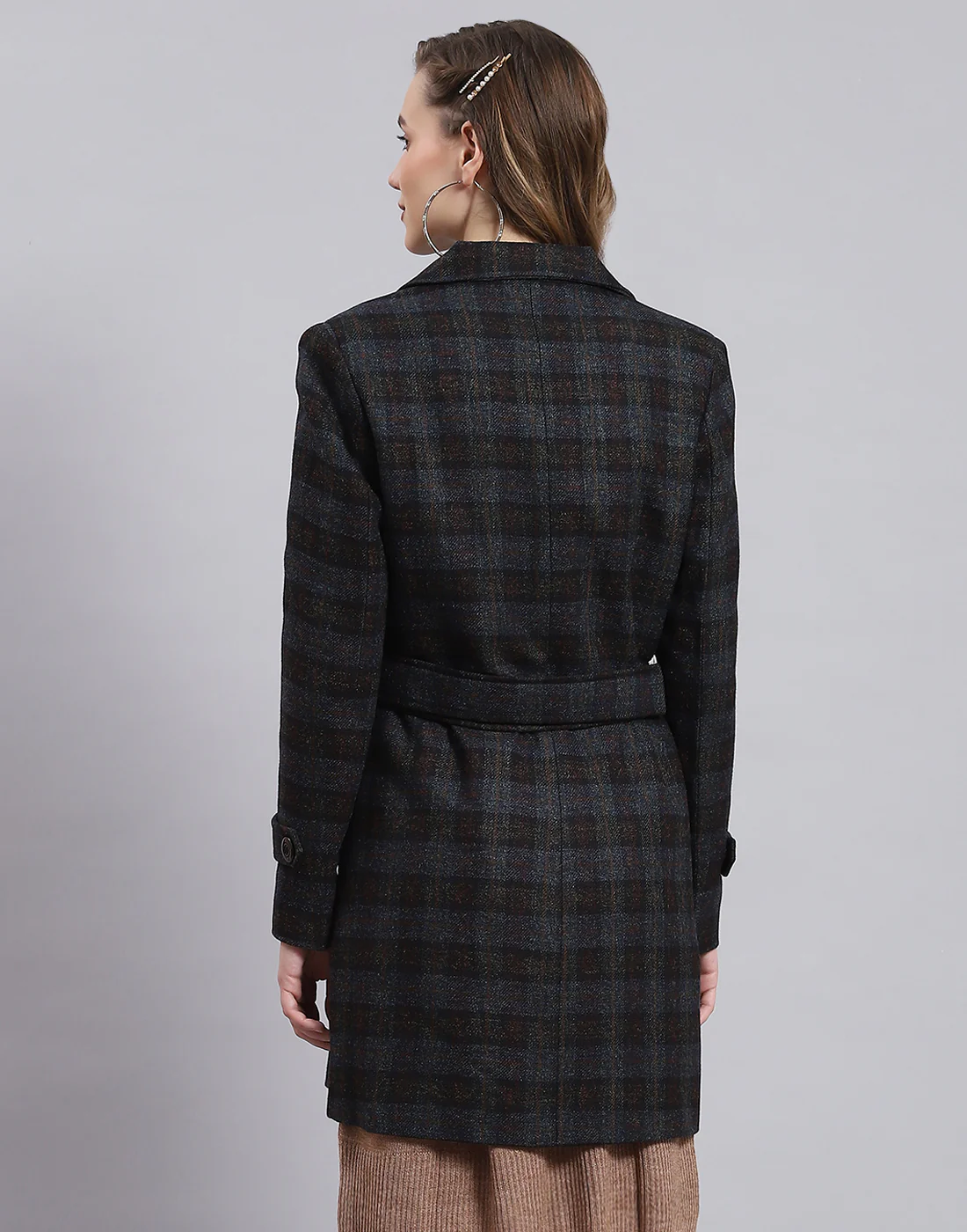 Women Blue Check Collar Full Sleeve Coat - Image 5