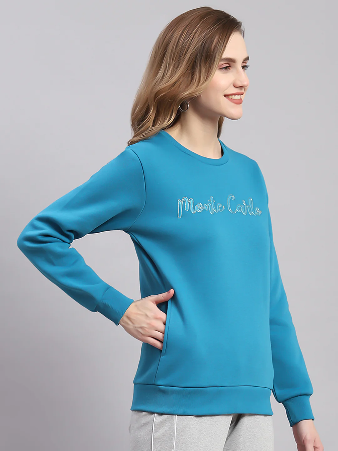 Women Blue Embroidered Round Neck Full Sleeve Sweatshirts - Image 4