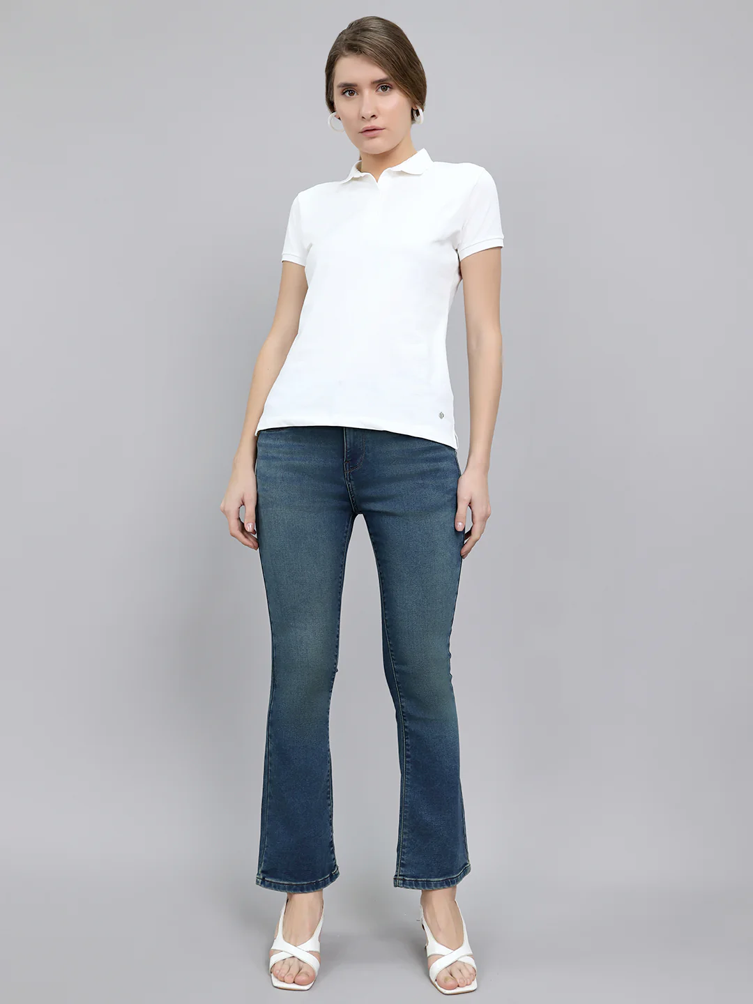 Women Blue Light Wash Regular Fit Denim - Image 4