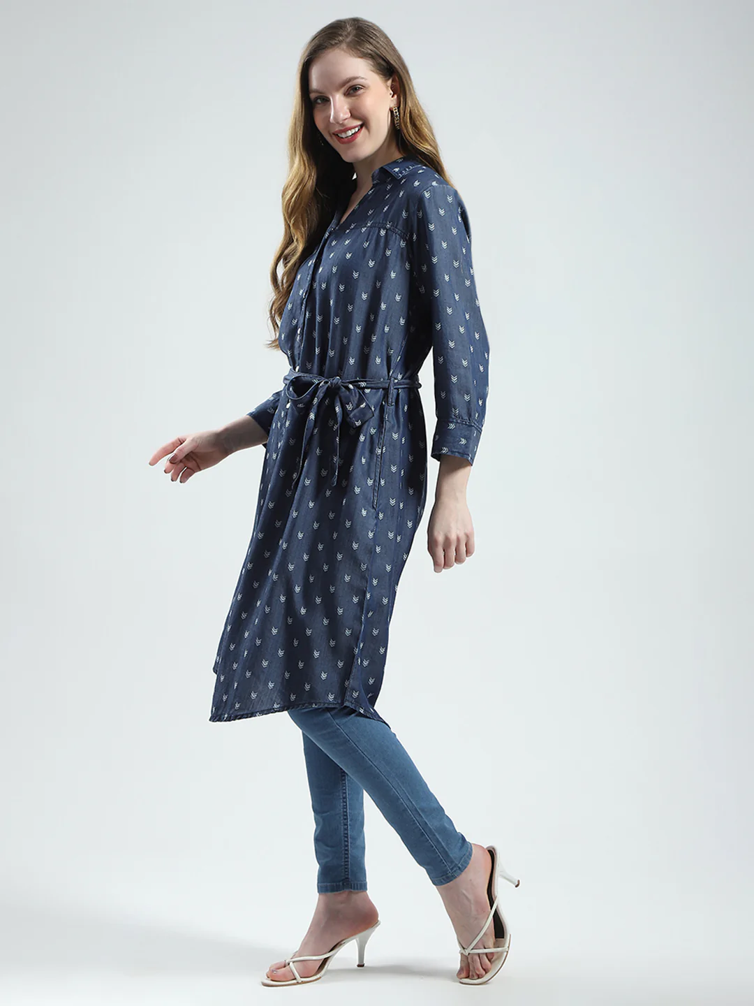 Women Blue Printed Collar 3/4th Sleeve Tunic - Image 3
