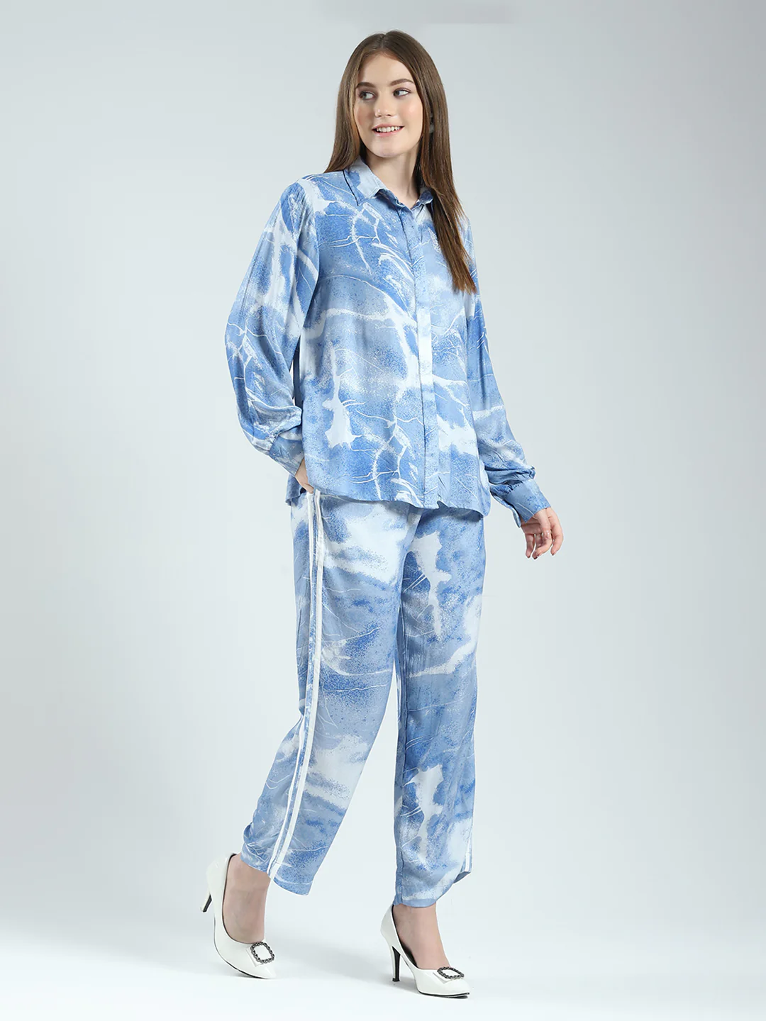 Women Blue Printed Collar Full Sleeve Cords Set - Image 4
