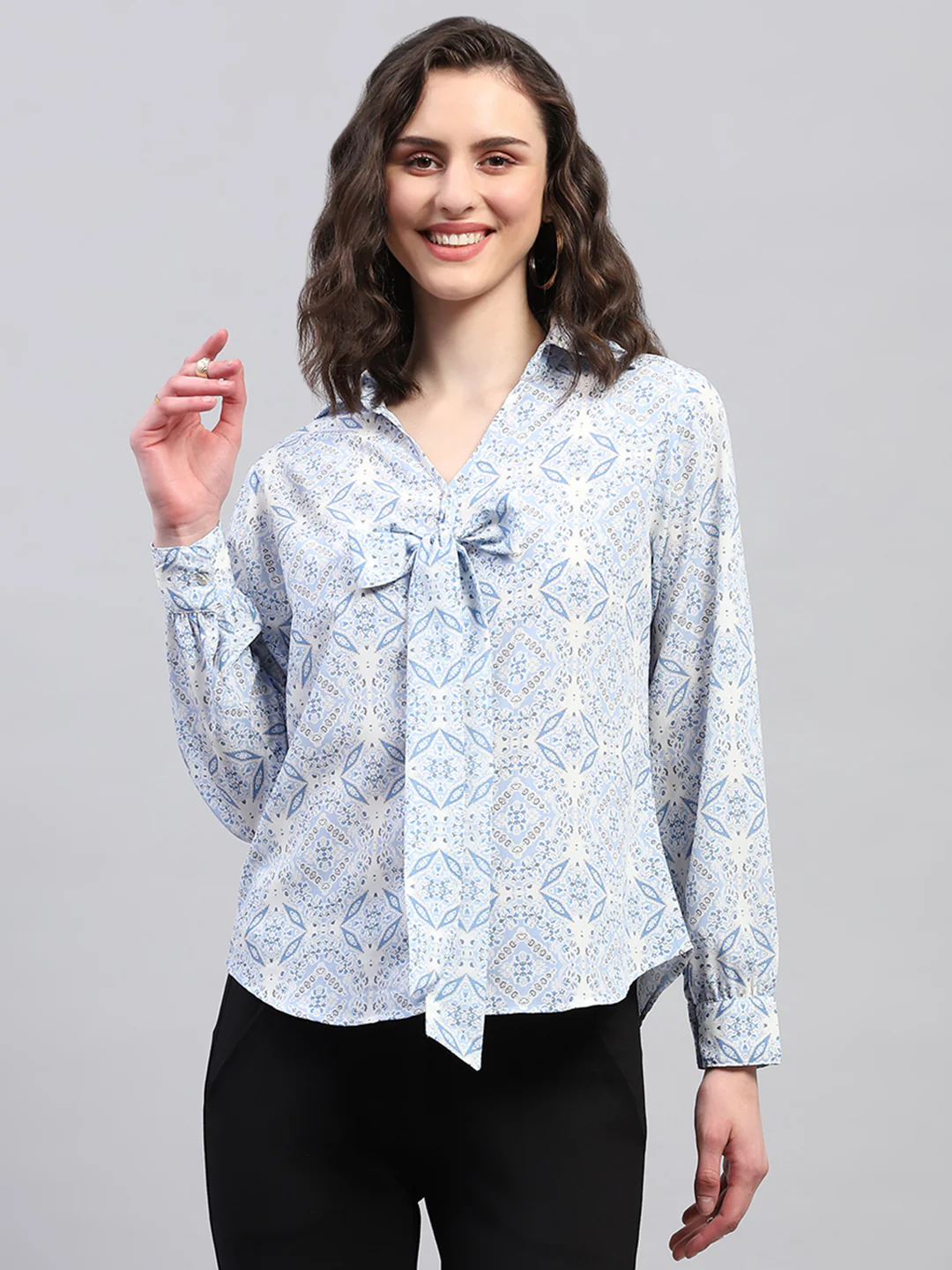 Women Blue Printed Collar Full Sleeve Top - Image 3