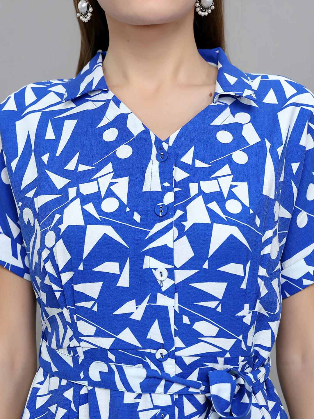 Women Blue Printed Fashion Neck Half Sleeve Tunic - Image 4