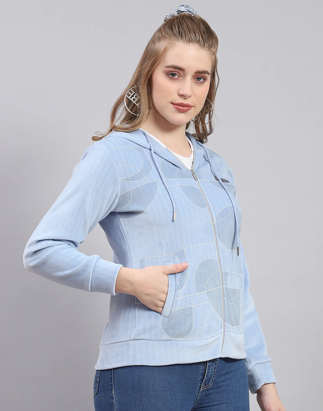 Women Blue Printed Hooded Full Sleeve Sweatshirt - Image 4