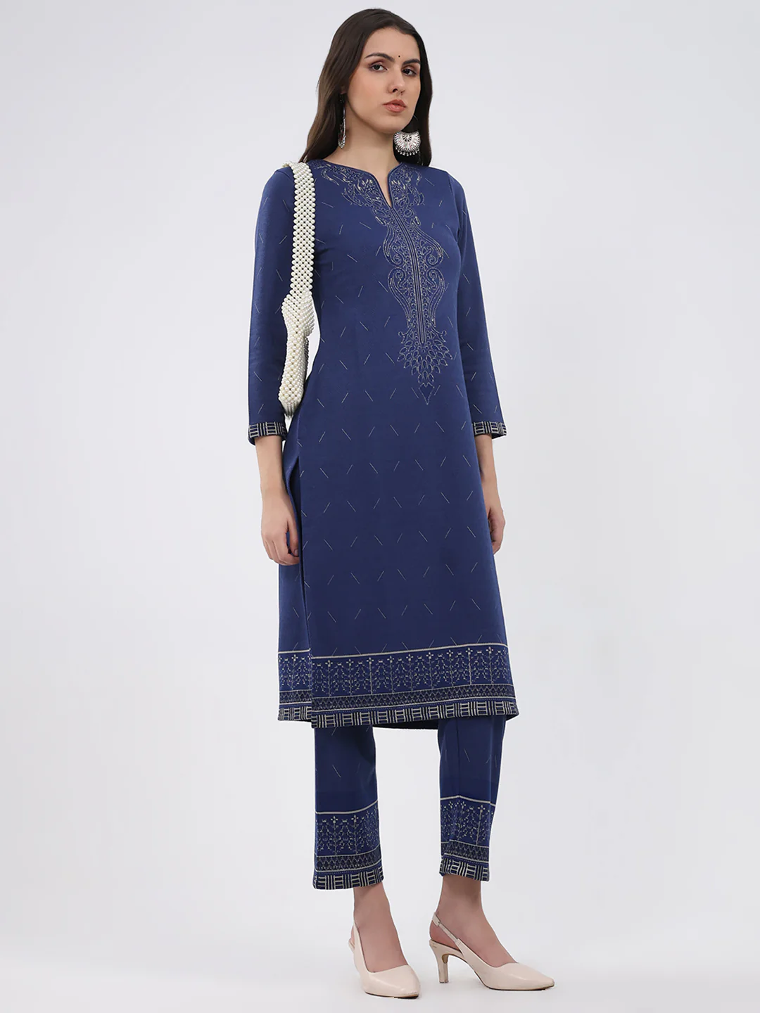 Women Blue Printed Round Neck Full Sleeve Kurti Set for Winter - Image 2