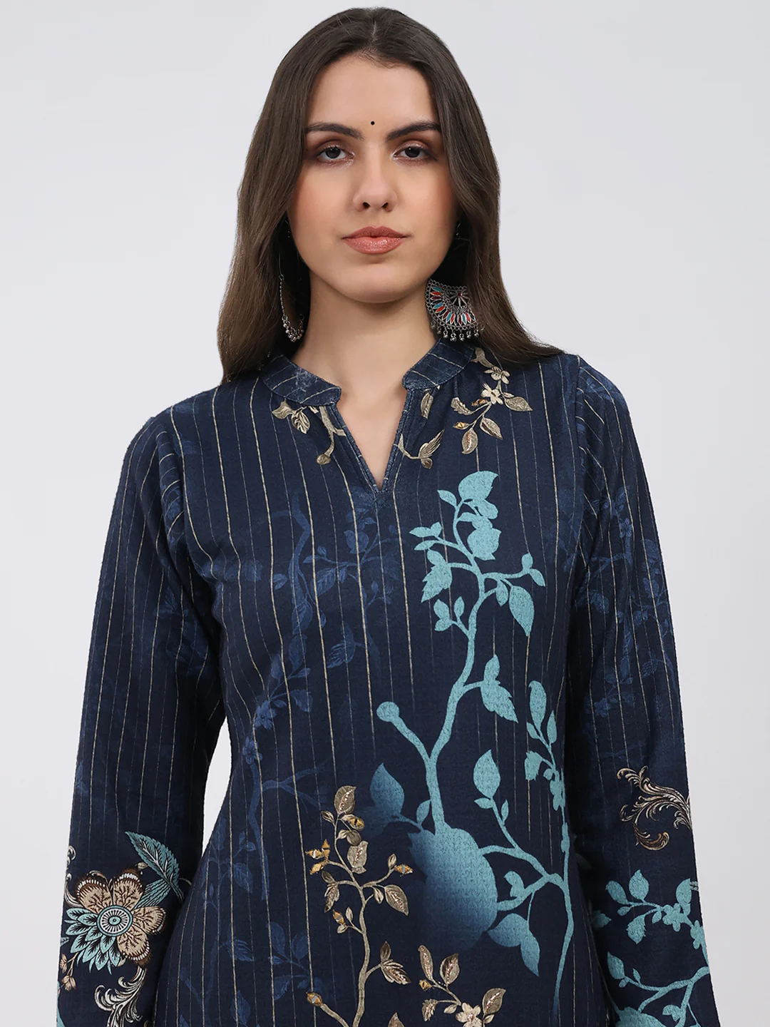 Women Blue Printed Round Neck Full Sleeve Kurti Set for Winter - Image 6