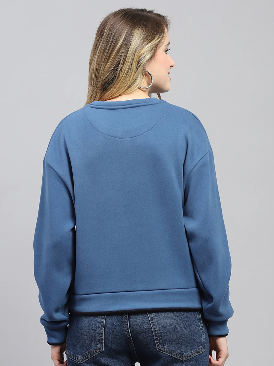 Women Blue Printed Round Neck Full Sleeve Sweatshirt - Image 5
