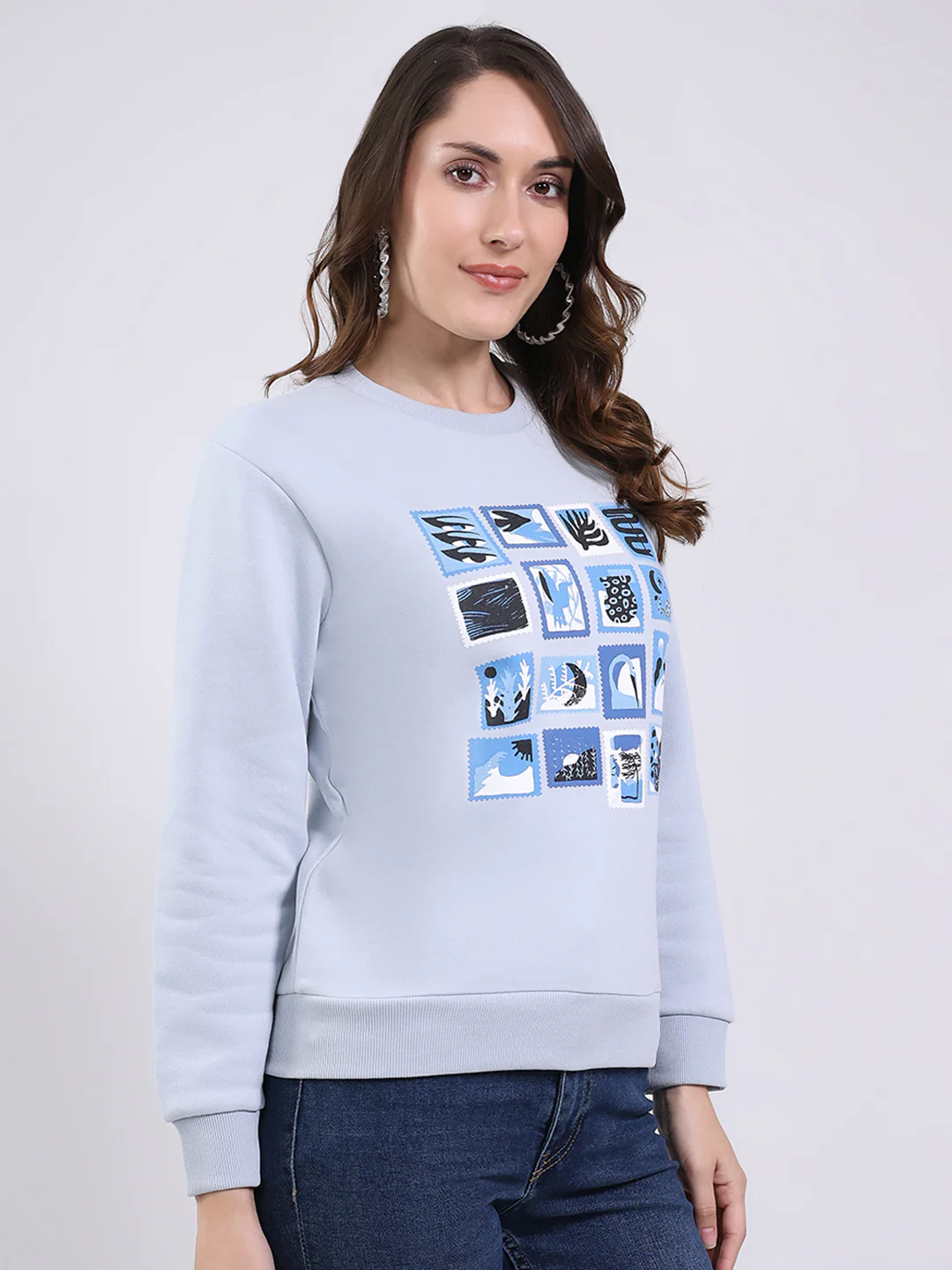 Women Blue Printed Round Neck Full Sleeve Sweatshirt - Image 4