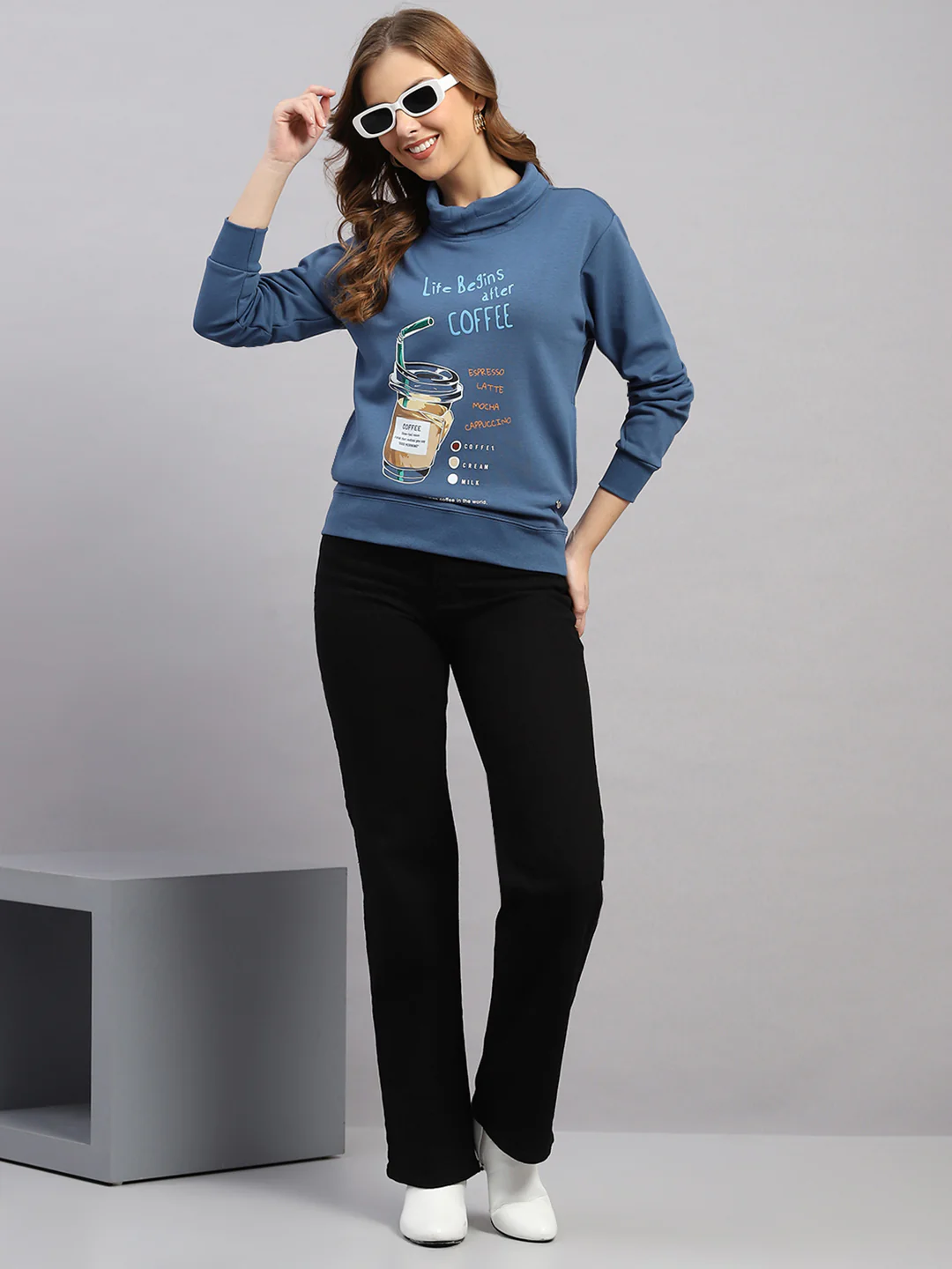 Women Blue Printed Round Neck Full Sleeve Sweatshirt - Image 2