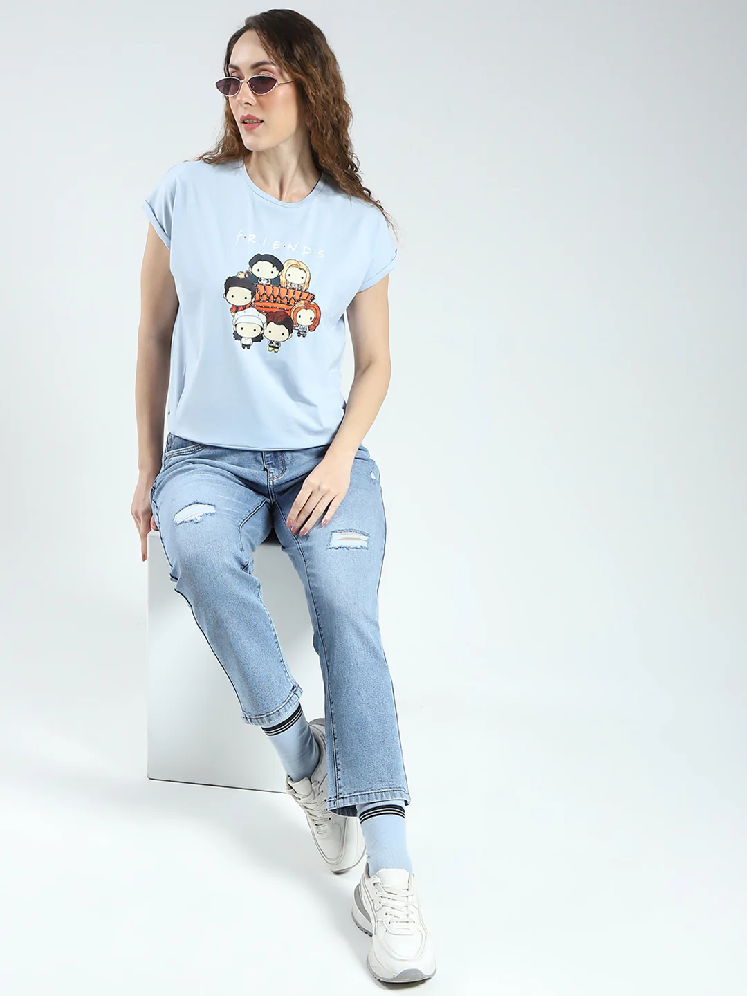 Women Blue Printed Round Neck Half Sleeve Top - Image 2