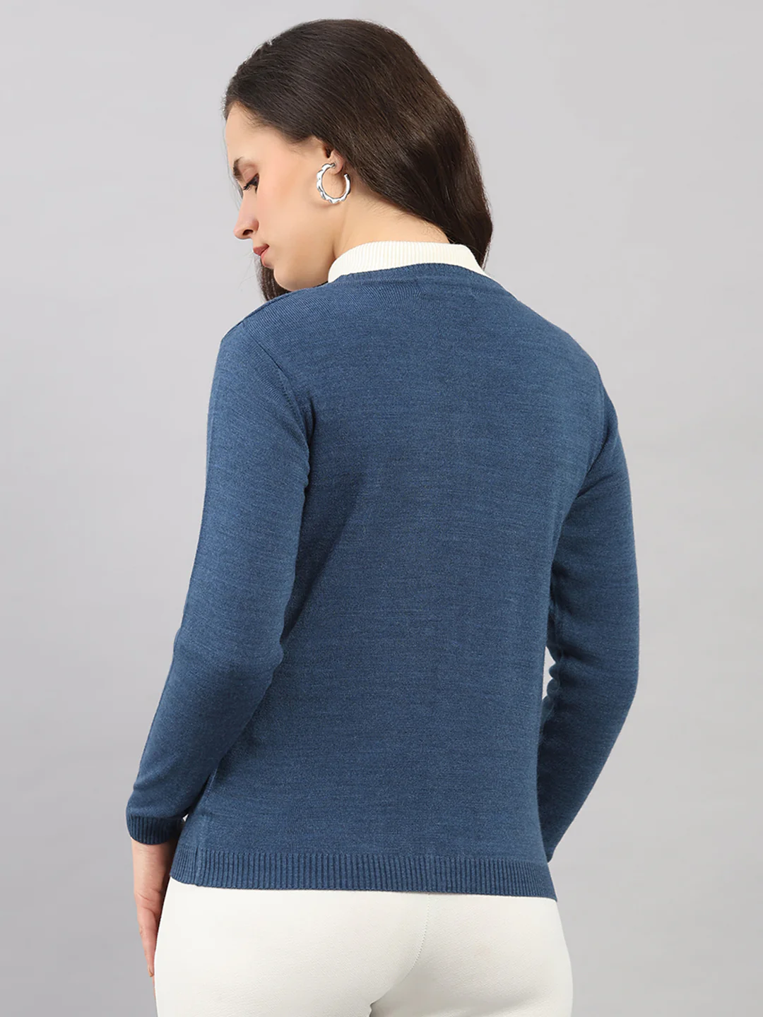Women Blue Self Design Round Neck Full Sleeve Cardigan - Image 5