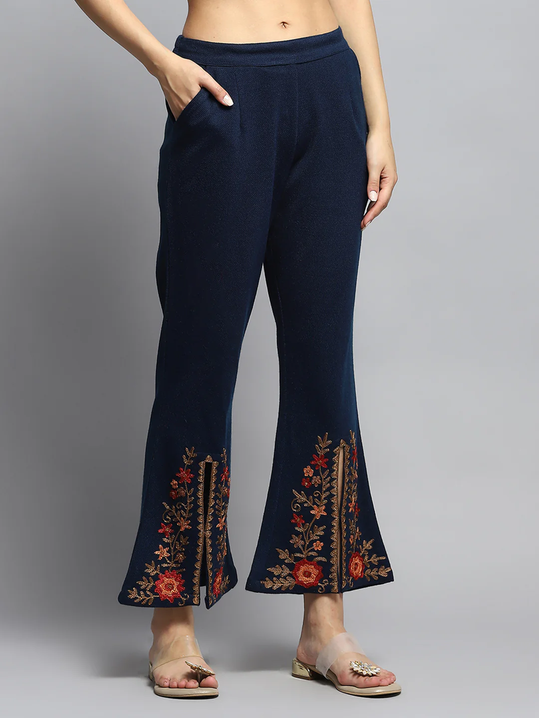 Women Blue Self Design Round Neck Full Sleeve Kurti Set - Image 7