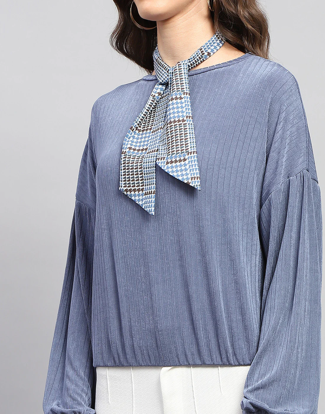 Women Blue Self Design Round Neck Full Sleeve Winter Top - Image 7