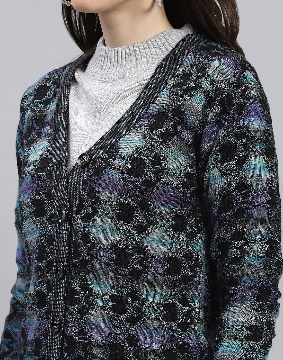 Women Blue Self Design V Neck Full Sleeve Cardigan - Image 6