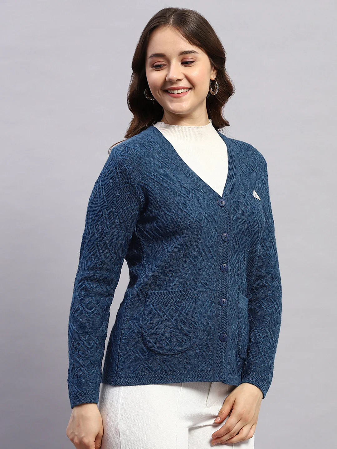 Women Blue Self Design V Neck Full Sleeve Cardigan - Image 4