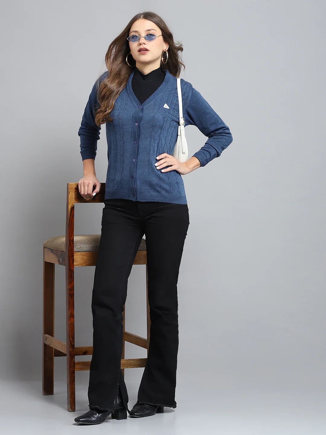 Women Blue Self Design V Neck Full Sleeve Cardigan - Image 2