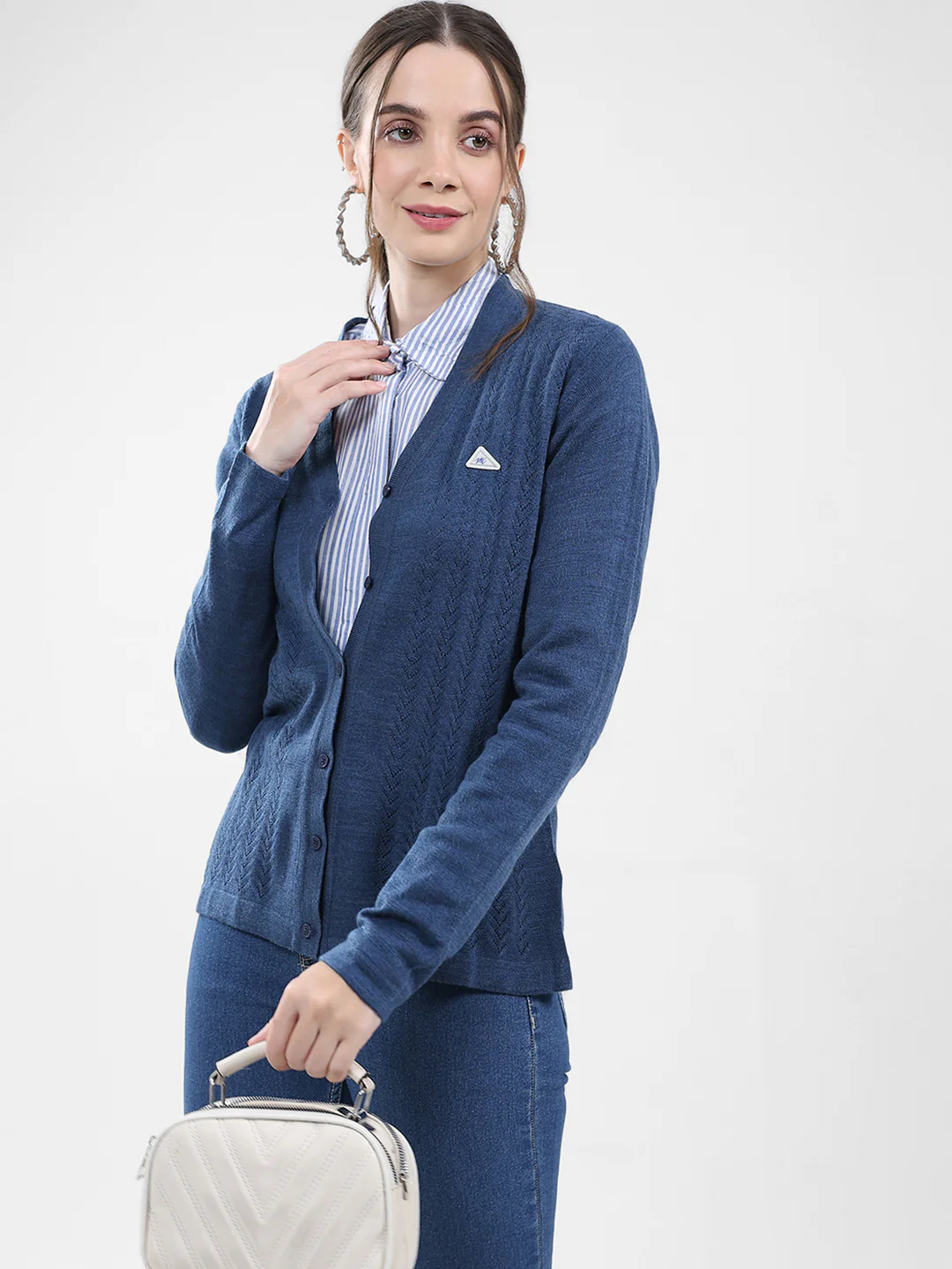Women Blue Self Design V Neck Full Sleeve Cardigan - Image 6