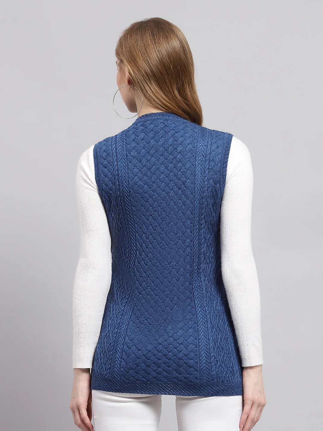 Women Blue Self Design V Neck Sleeveless Cardigan - Image 5
