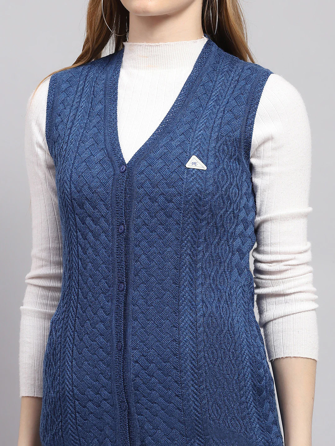 Women Blue Self Design V Neck Sleeveless Cardigan - Image 6