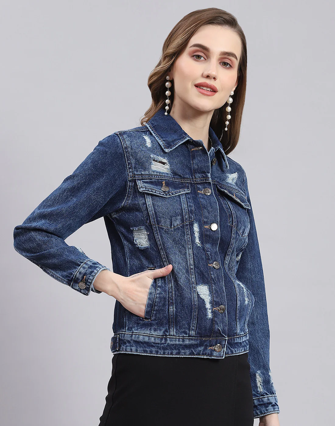 Women Blue Solid Collar Full Sleeve Jacket - Image 4