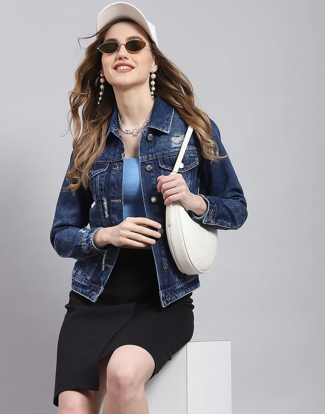 Women Blue Solid Collar Full Sleeve Jacket - Image 6